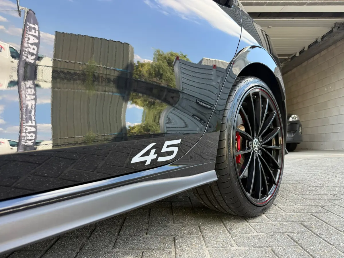 2.0 TSI GTI Clubsport 45 Jahre | Full option | PANO | Akra | IQ Light | Ambient |