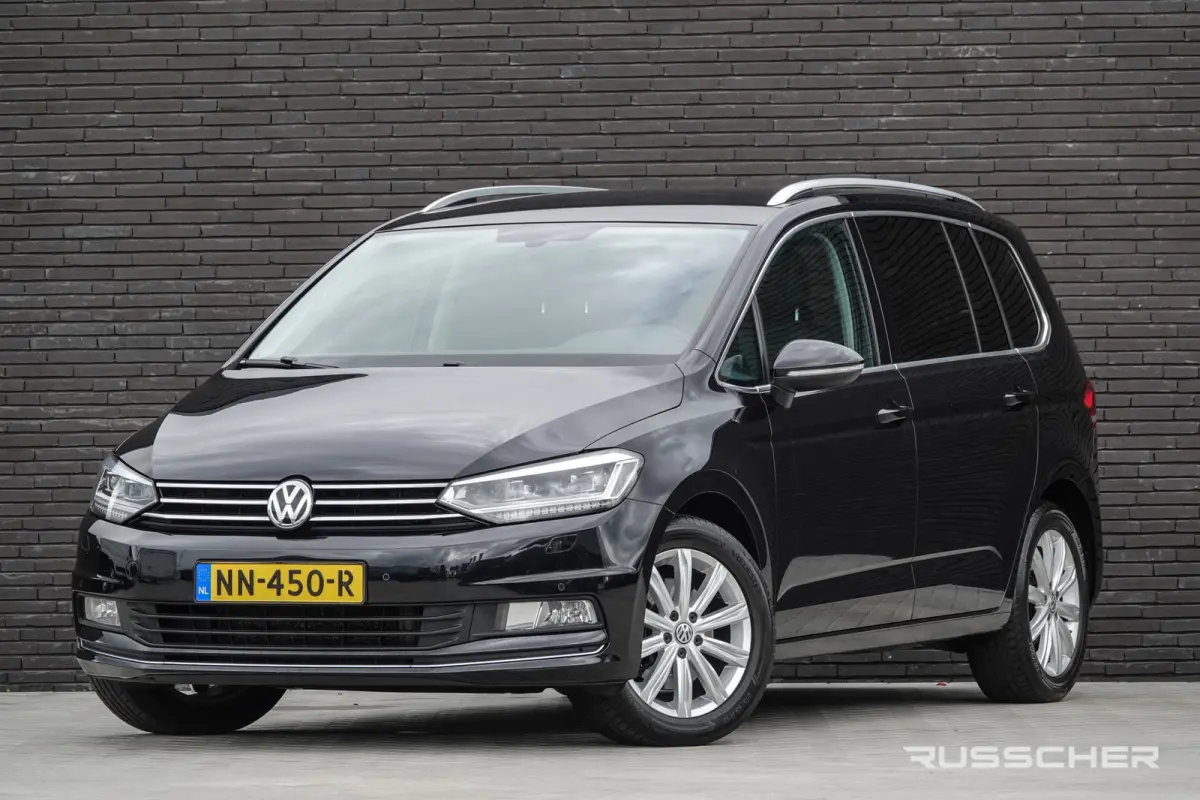 2.0Tdi 150Pk DSG6 | 7-Persoons | Highline | Achteruitrijcamera | Trekhaak | 17''