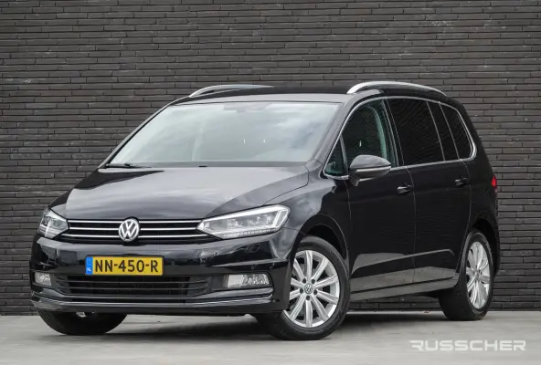2.0Tdi 150Pk DSG6 | 7-Persoons | Highline | Achteruitrijcamera | Trekhaak | 17''
