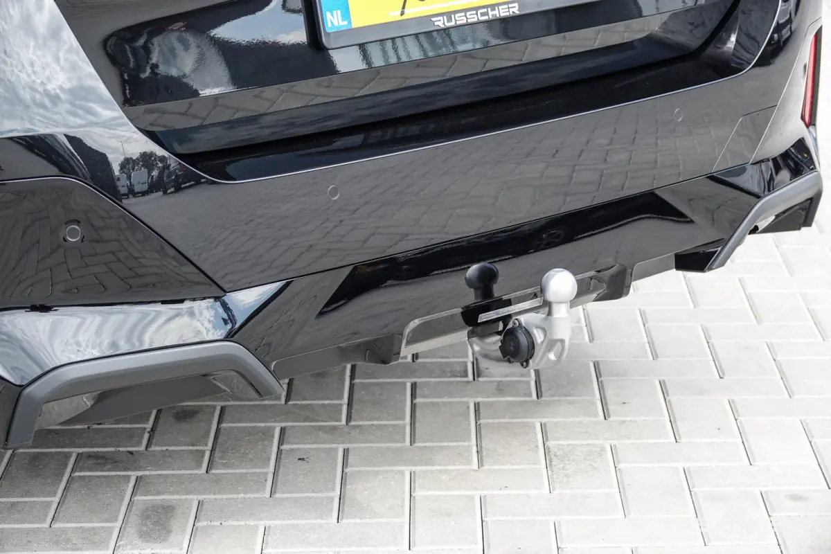 550E 490Pk Aut. | Plug in Hybride | X-Drive | Shadowline | M-Sport | Head Up Display | Panoramadak | Trekhaak | 21''
