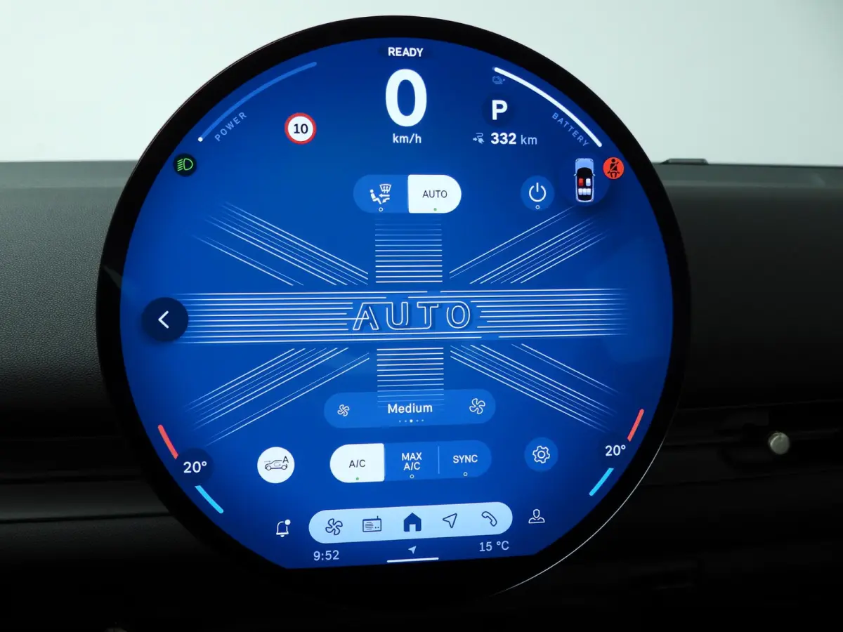 SE | LED | Navigatie | Clima | Achteruitrijcamera | PDC | SOH 99% | DAB | Alu 18 inch
