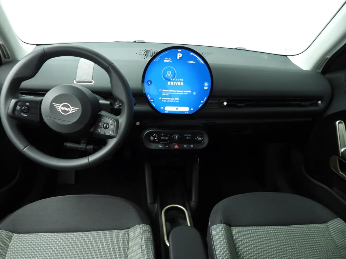 SE | LED | Navigatie | Clima | Achteruitrijcamera | PDC | SOH 99% | DAB | Alu 18 inch