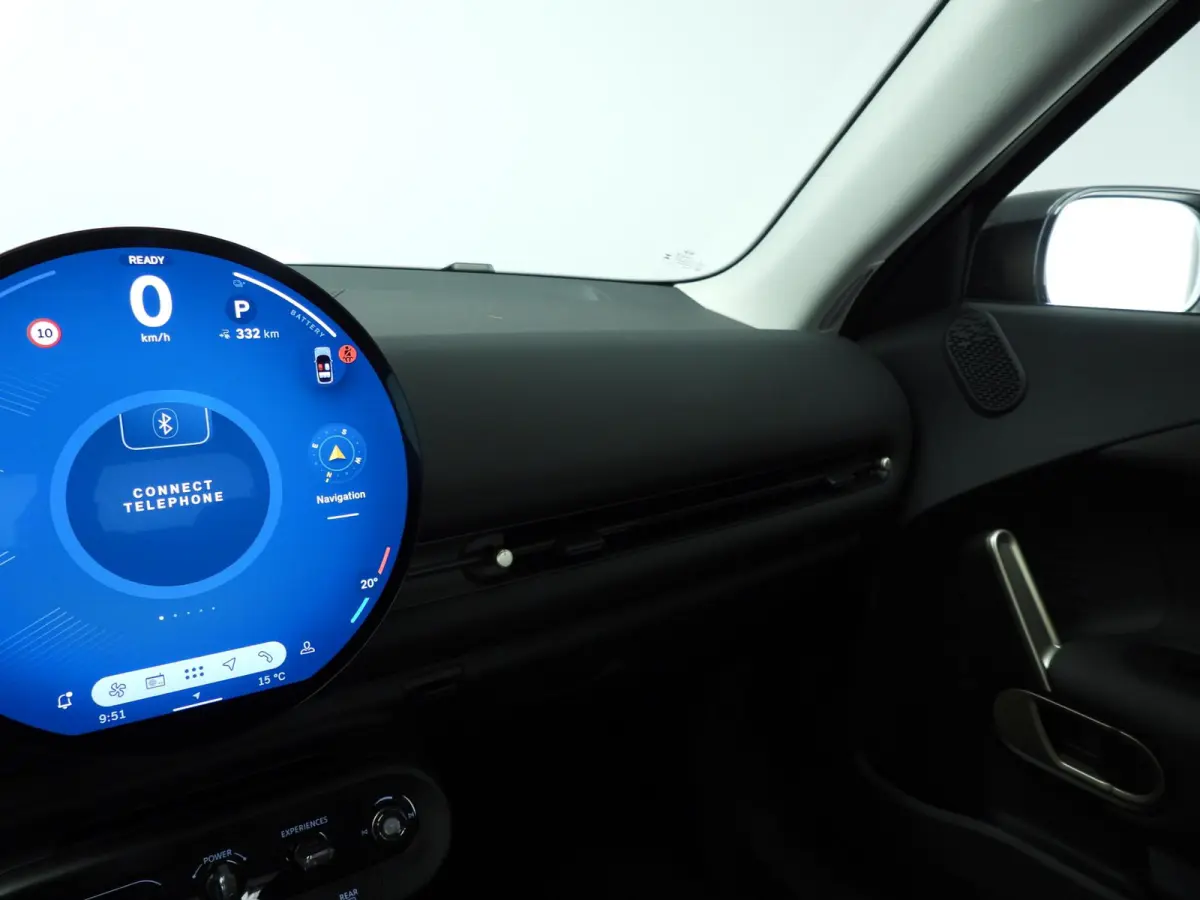 SE | LED | Navigatie | Clima | Achteruitrijcamera | PDC | SOH 99% | DAB | Alu 18 inch