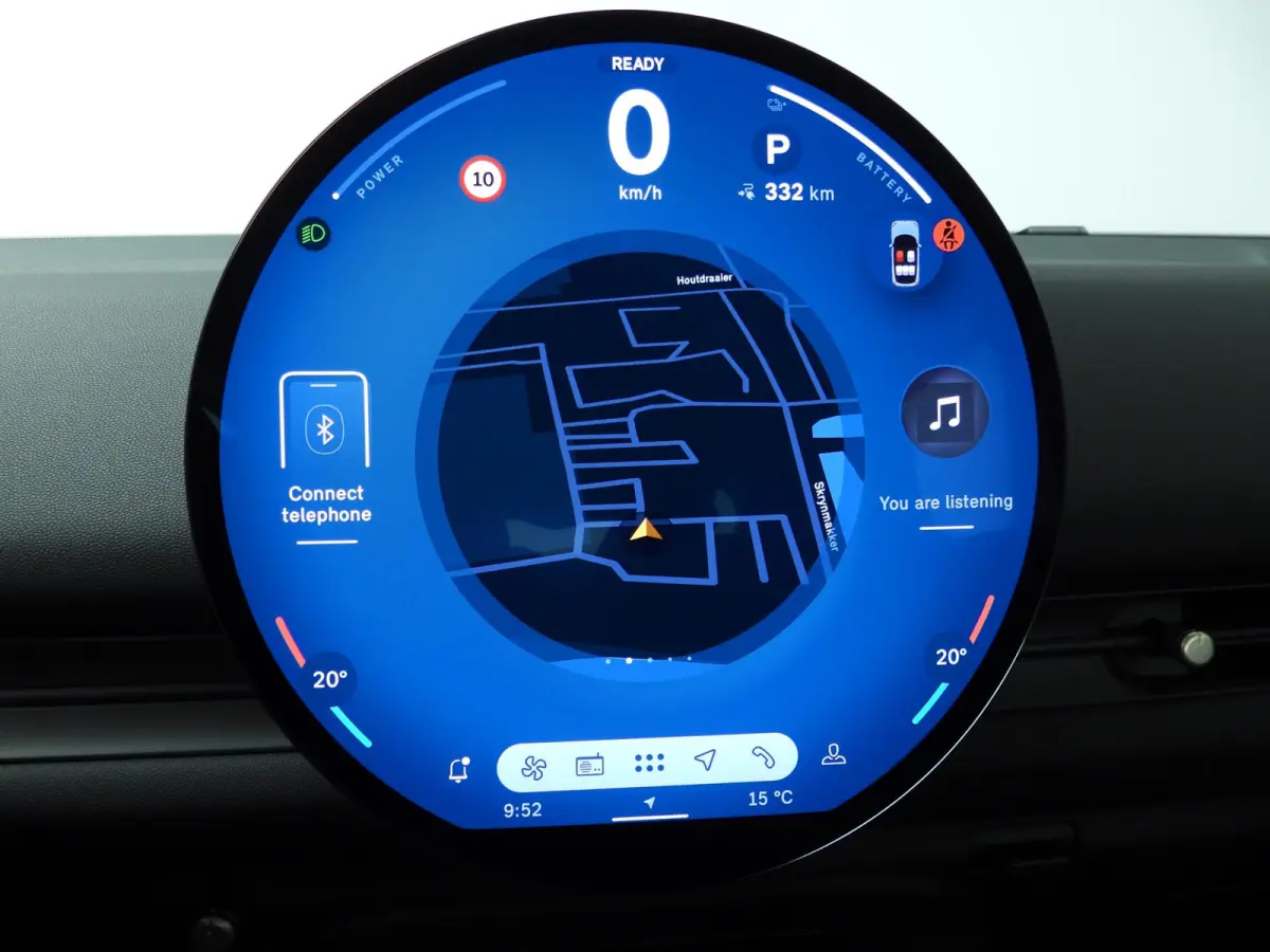 SE | LED | Navigatie | Clima | Achteruitrijcamera | PDC | SOH 99% | DAB | Alu 18 inch
