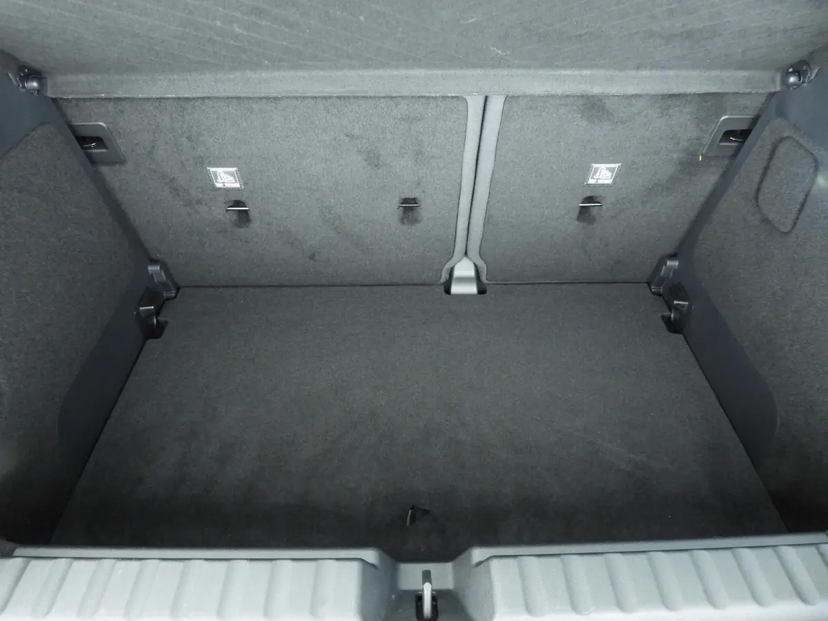 SE | LED | Navigatie | Clima | Achteruitrijcamera | PDC | SOH 99% | DAB | Alu 18 inch