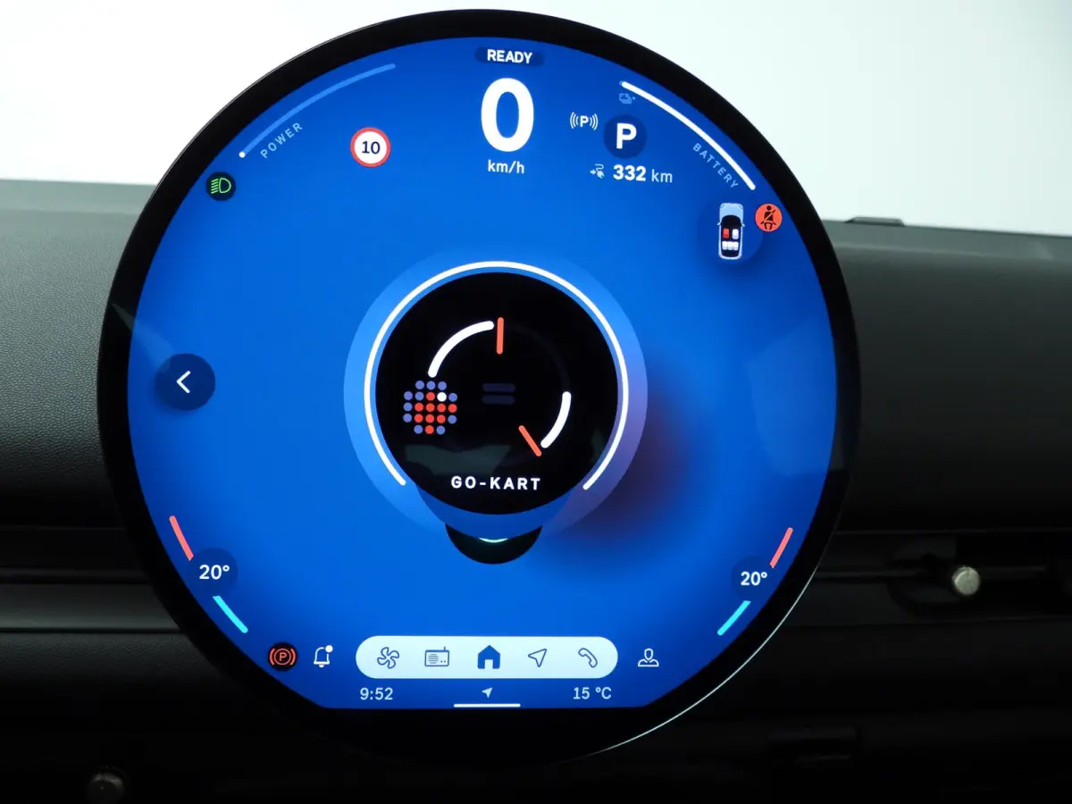 SE | LED | Navigatie | Clima | Achteruitrijcamera | PDC | SOH 99% | DAB | Alu 18 inch