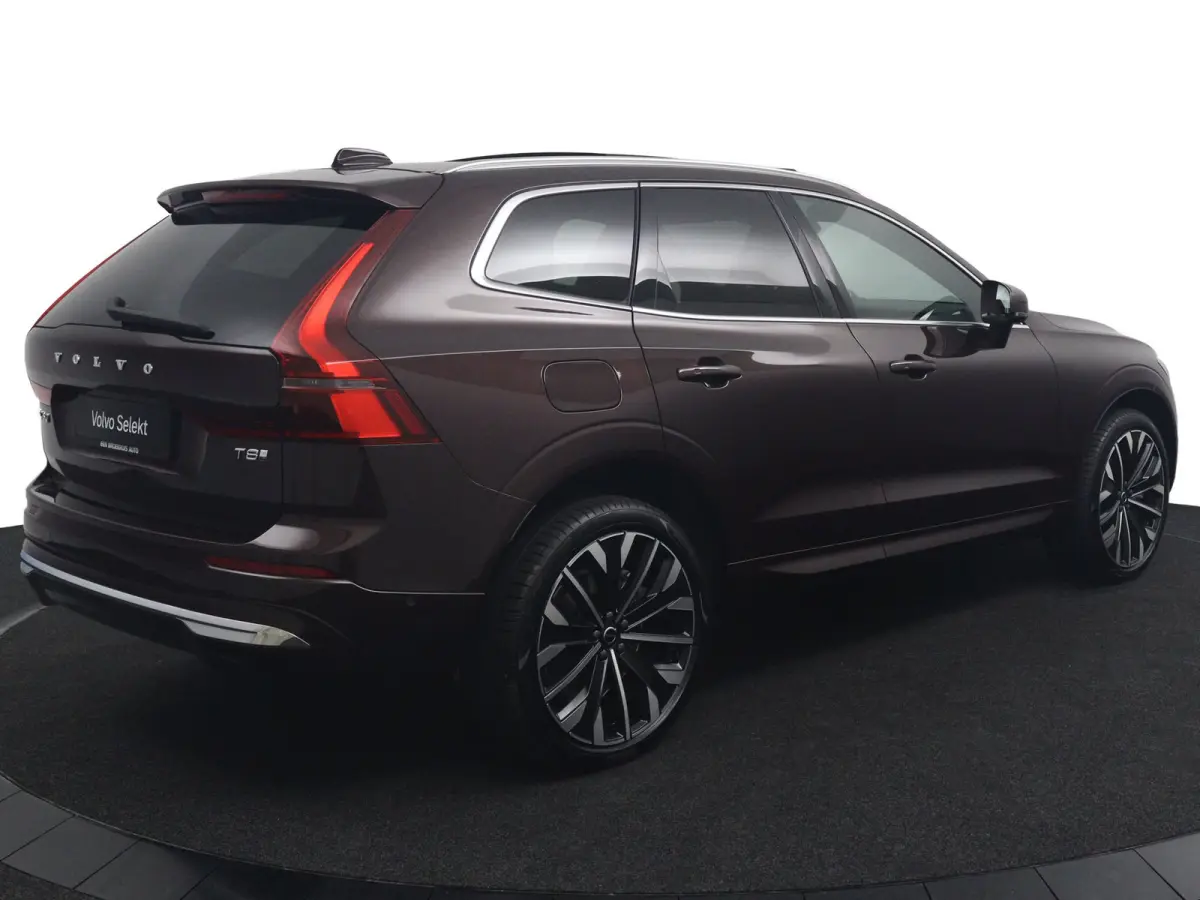 T8 AWD Ultra Bright Exec. Ed. | Luchtvering | Trekhaak | Bowers & Wilkins | Massega | Snel Leverbaar |