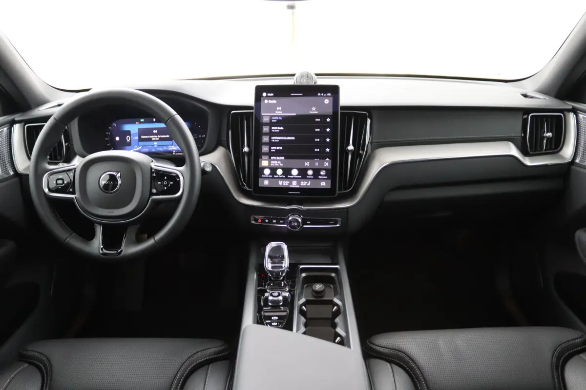 T8 AWD Ultra Bright Exec. Ed. | Luchtvering | Trekhaak | Bowers & Wilkins | Massega | Snel Leverbaar |