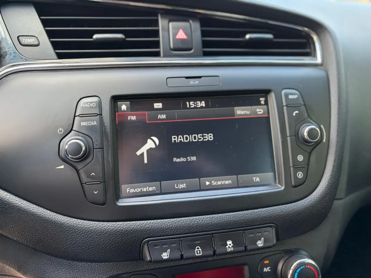 Cee'd 1.6 GT I 204PK I 1E EIG I PANO I CRUISE I CAMERA I CLIMA I LEER