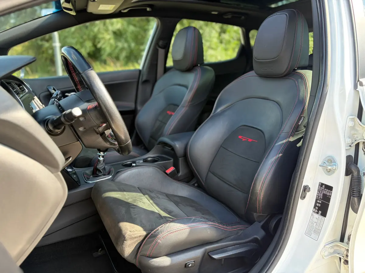Cee'd 1.6 GT I 204PK I 1E EIG I PANO I CRUISE I CAMERA I CLIMA I LEER