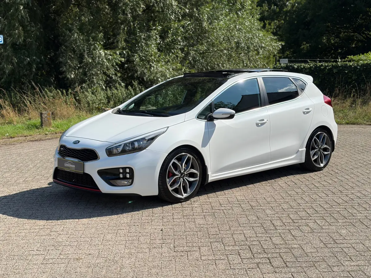 Cee'd 1.6 GT I 204PK I 1E EIG I PANO I CRUISE I CAMERA I CLIMA I LEER
