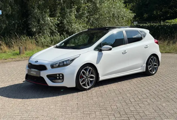 Cee'd 1.6 GT I 204PK I 1E EIG I PANO I CRUISE I CAMERA I CLIMA I LEER