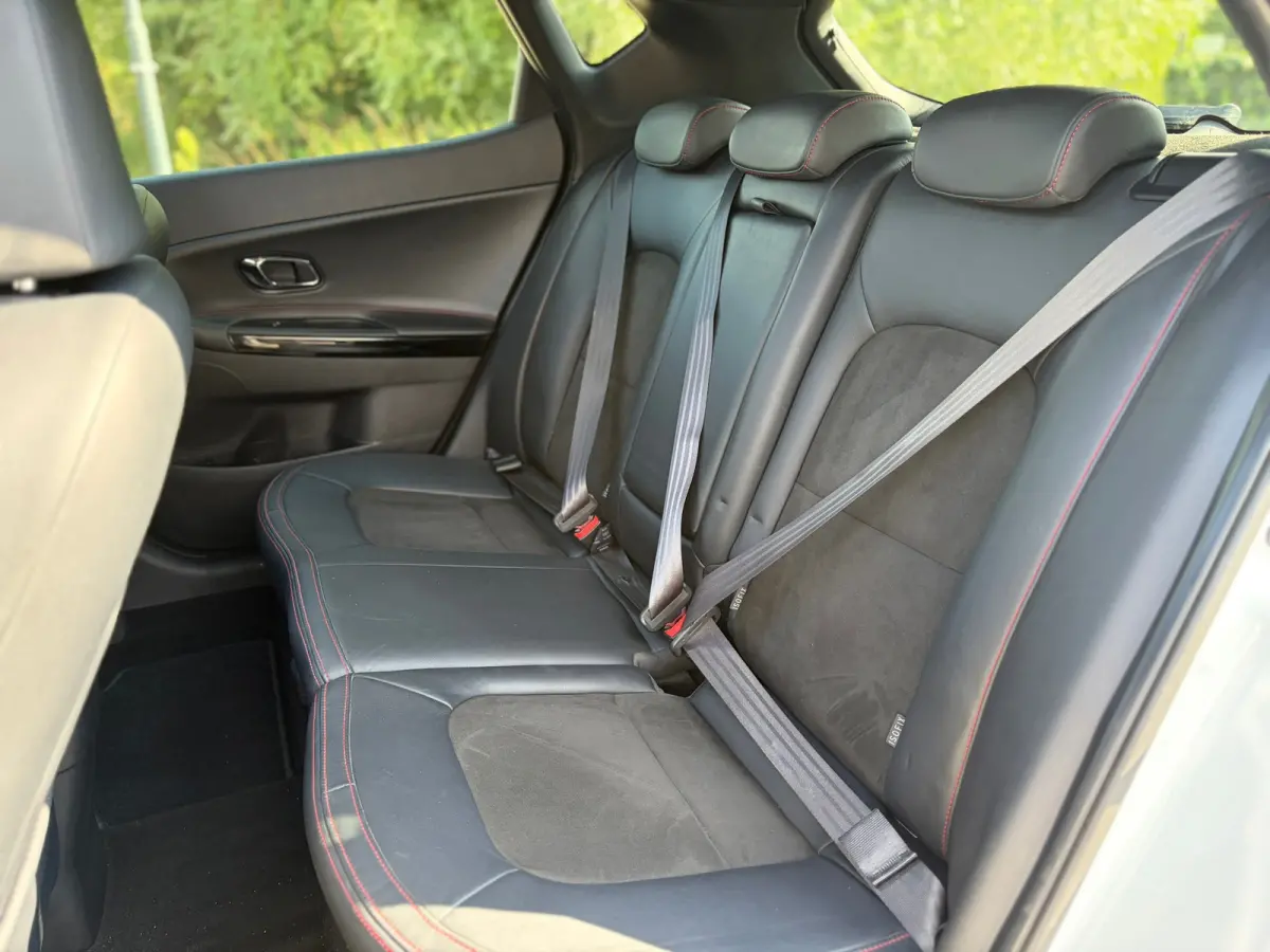 Cee'd 1.6 GT I 204PK I 1E EIG I PANO I CRUISE I CAMERA I CLIMA I LEER