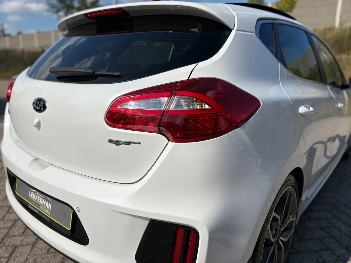 Cee'd 1.6 GT I 204PK I 1E EIG I PANO I CRUISE I CAMERA I CLIMA I LEER