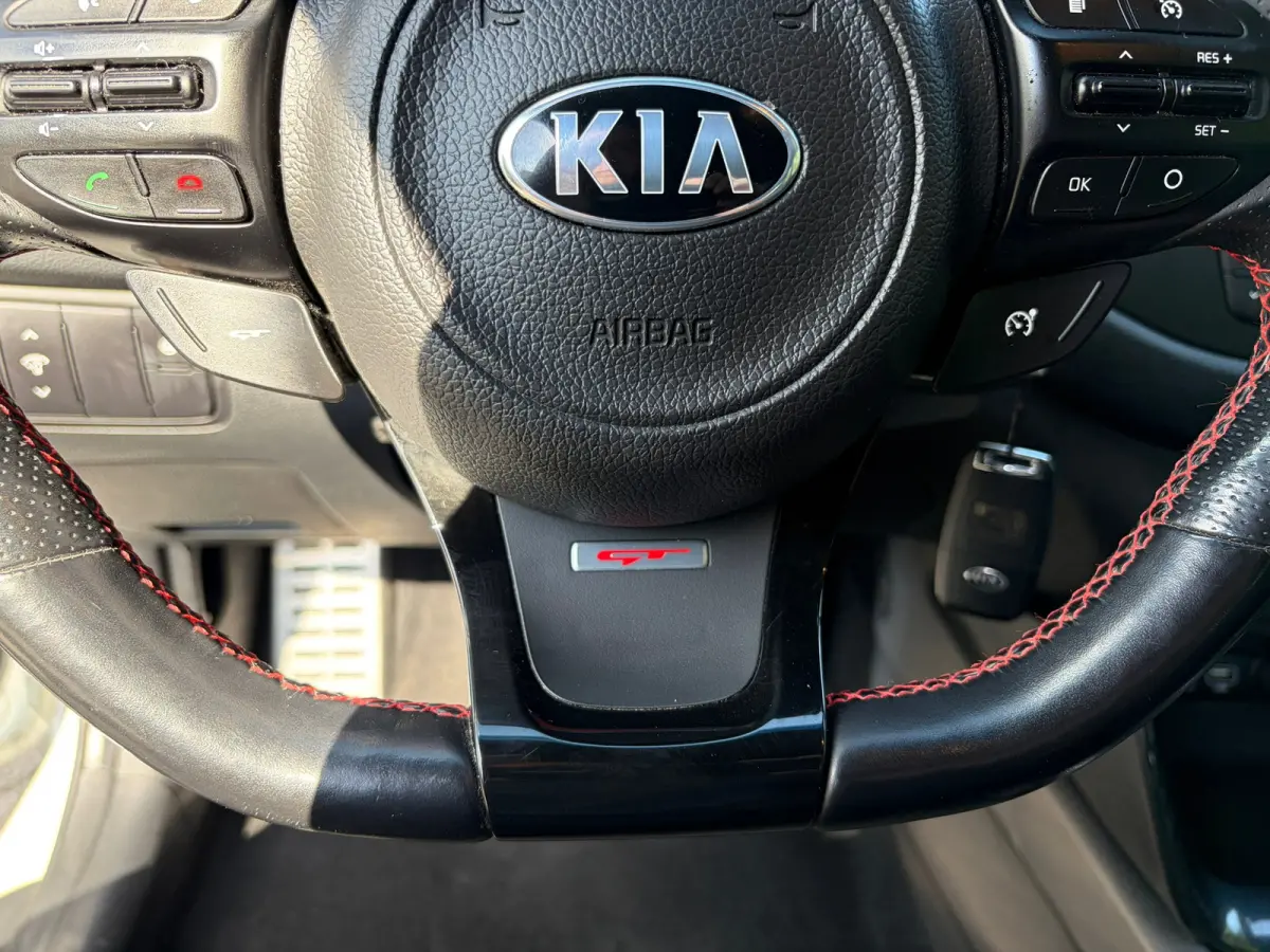 Cee'd 1.6 GT I 204PK I 1E EIG I PANO I CRUISE I CAMERA I CLIMA I LEER