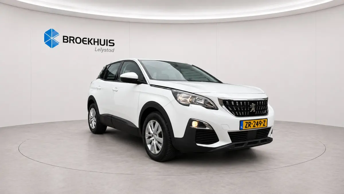 1.2 PURETECH 130PK ACTIVE AUTOMAAT / NAVI / CLIMA / LED / PDC / 17" LMV / KEYLESS / AFN.TREKHAAK / BLUETOOTH / CRUISECONTROL !!