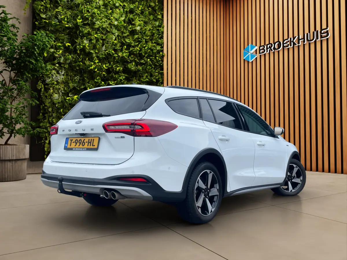 1.0EB Active Automaat | Trekhaak afneembaar | Camera | AGR | Winterpakket | Navi | Apple Carplay/Android Auto | Full-LED | Airco (automatisch) | Apple Carplay/Android Auto|telefoonintegratie