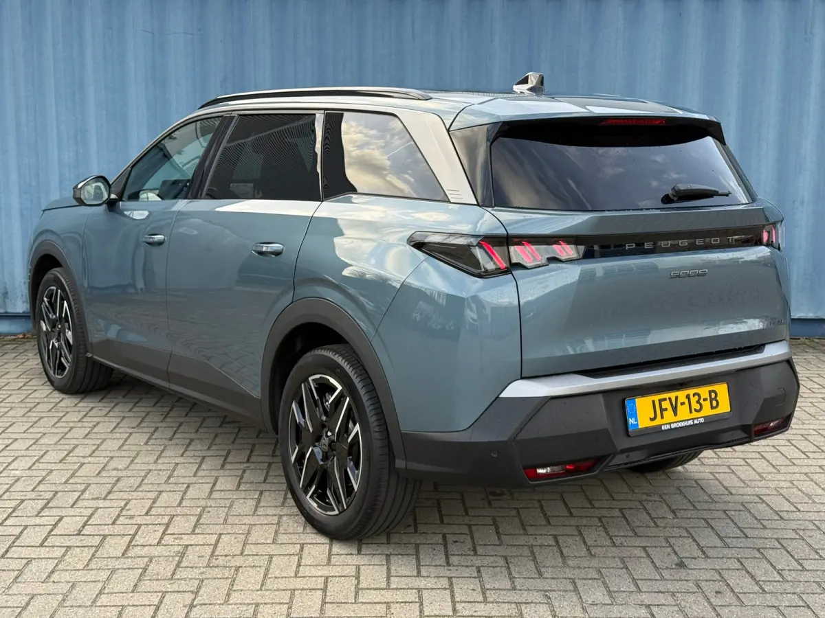 1.2 Hybrid 145 Allure Keyless | Lendensteun | Led | Stoelverwarming | Achteruitrijcamera | Cruise control | Apple carplay & Android auto