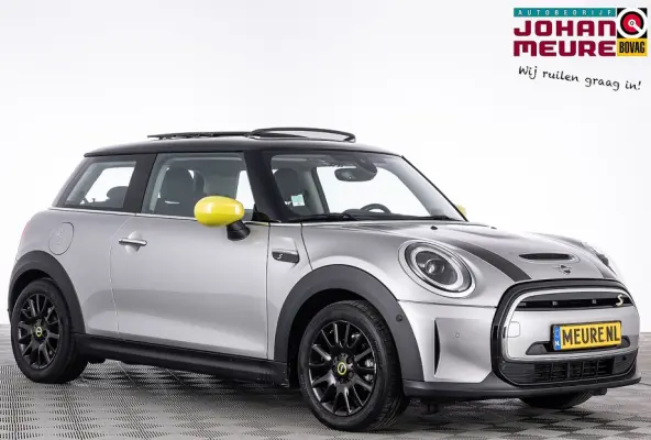 Mini Yours 33 kWh | PANORAMADAK | harman/kardon | LEDER | SOH 99% |