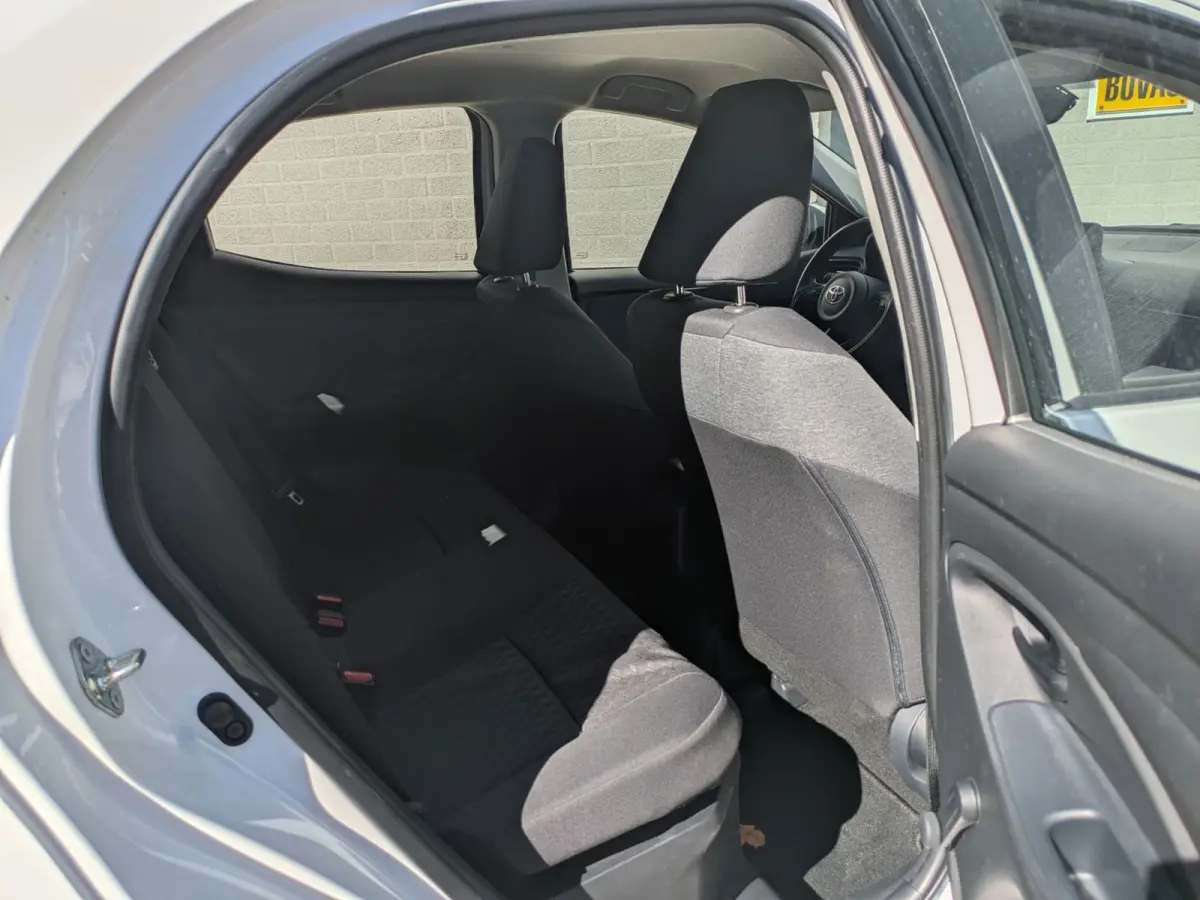 1.5 Hybrid Active|Adaptive-Cruise|Stoelverwarming|Camera|Climate-Control|Navi|Dealer-onderhouden