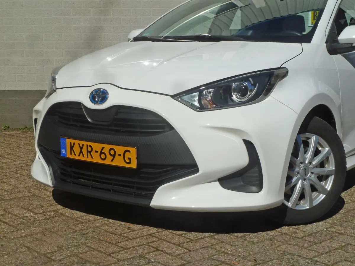 1.5 Hybrid Active|Adaptive-Cruise|Stoelverwarming|Camera|Climate-Control|Navi|Dealer-onderhouden