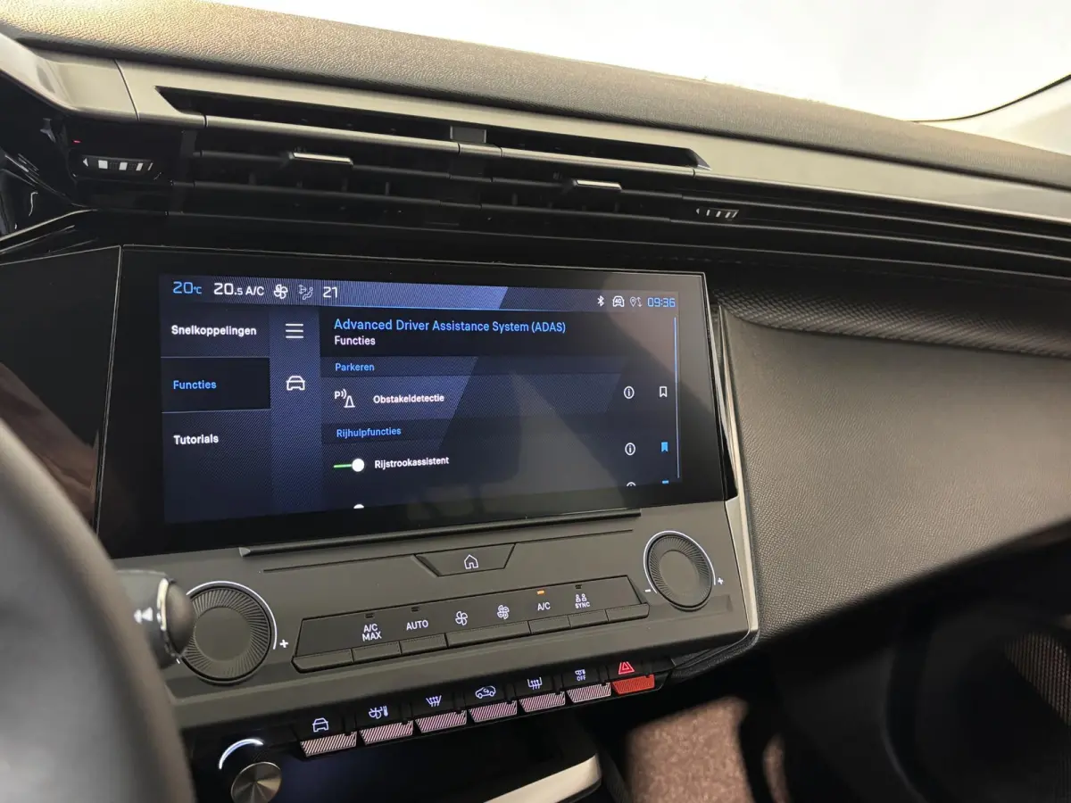 1.2 Turbo Active Pack Business Navigatie | Parkeersensoren achter | Android auto / Apple carplay | Adaptive Cruise Control