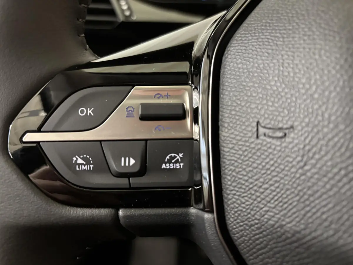 1.2 Turbo Active Pack Business Navigatie | Parkeersensoren achter | Android auto / Apple carplay | Adaptive Cruise Control