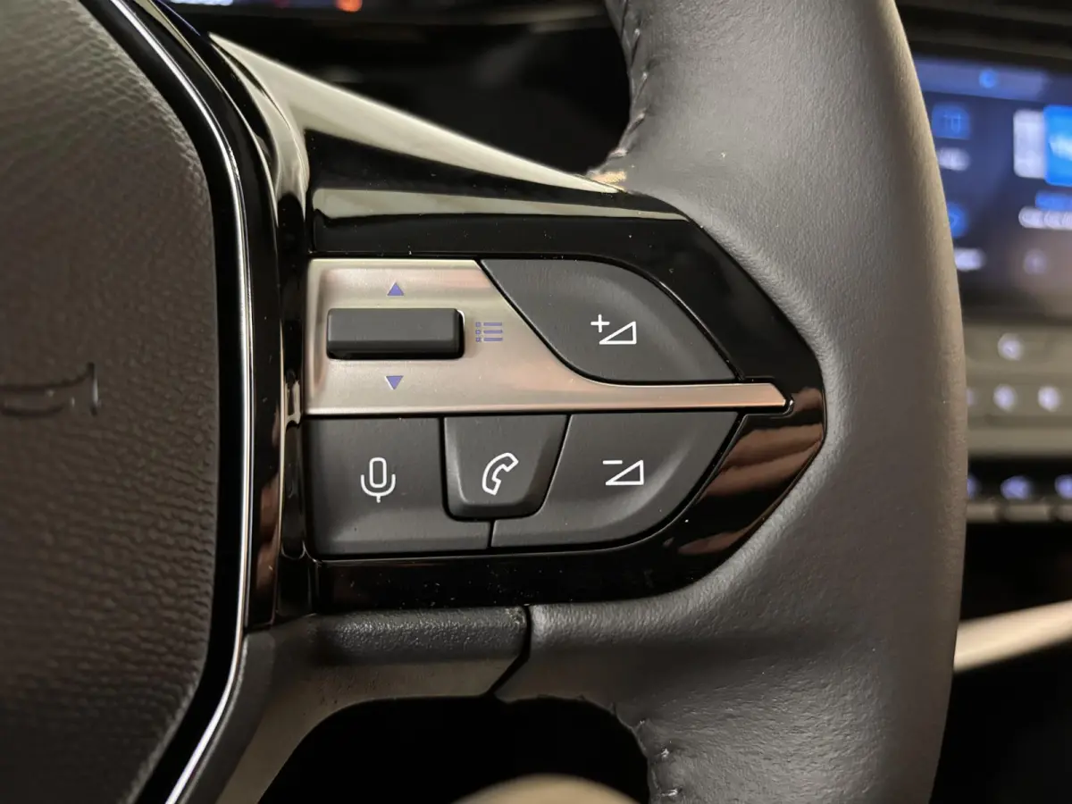 1.2 Turbo Active Pack Business Navigatie | Parkeersensoren achter | Android auto / Apple carplay | Adaptive Cruise Control