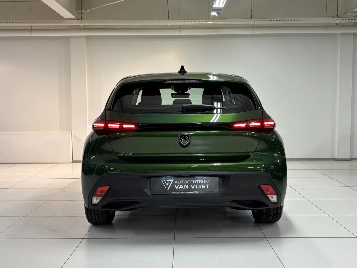1.2 Turbo Active Pack Business Navigatie | Parkeersensoren achter | Android auto / Apple carplay | Adaptive Cruise Control
