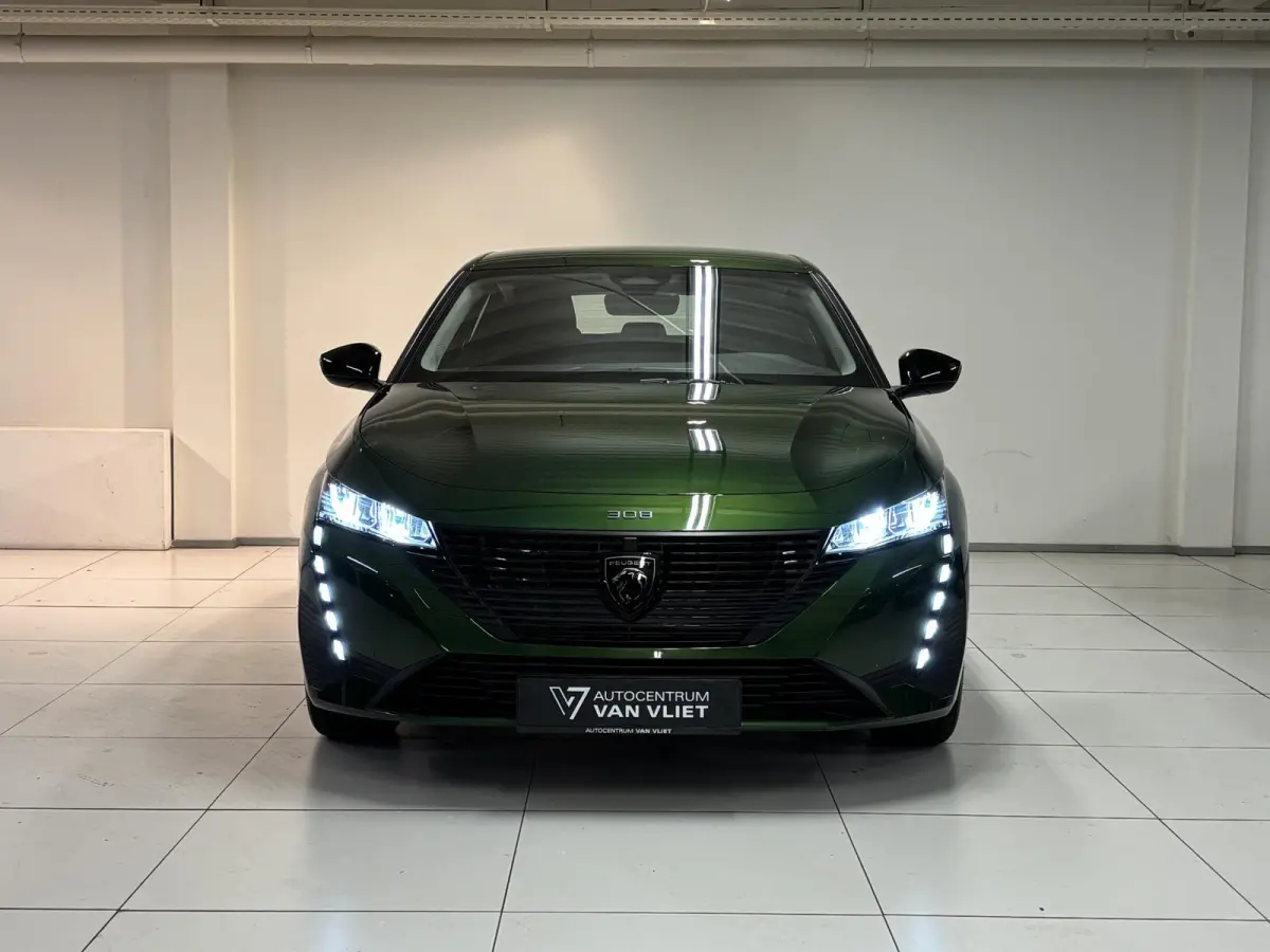 1.2 Turbo Active Pack Business Navigatie | Parkeersensoren achter | Android auto / Apple carplay | Adaptive Cruise Control