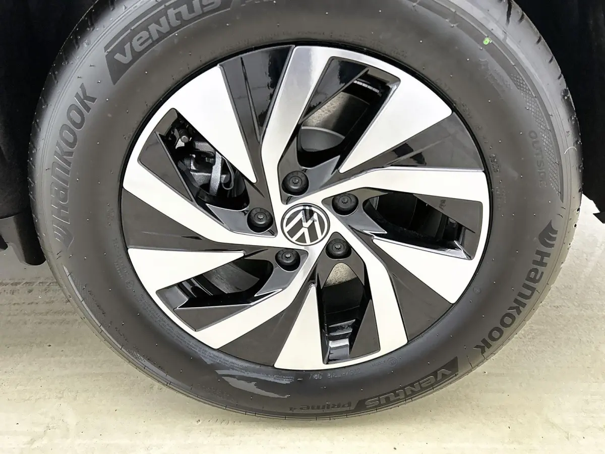 1.5 eTsi Limited Edition 116 PK | Automaat | Camera | Adaptive Cruise Control | Side Assist | Keyless Start | Parkeersensoren | LED | Apple Carplay | Android Auto | Digital Cockpit |