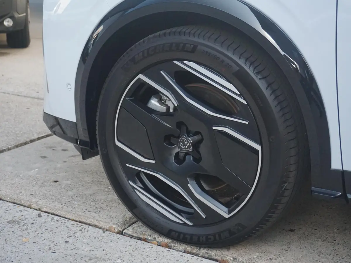 GT 73 kWh