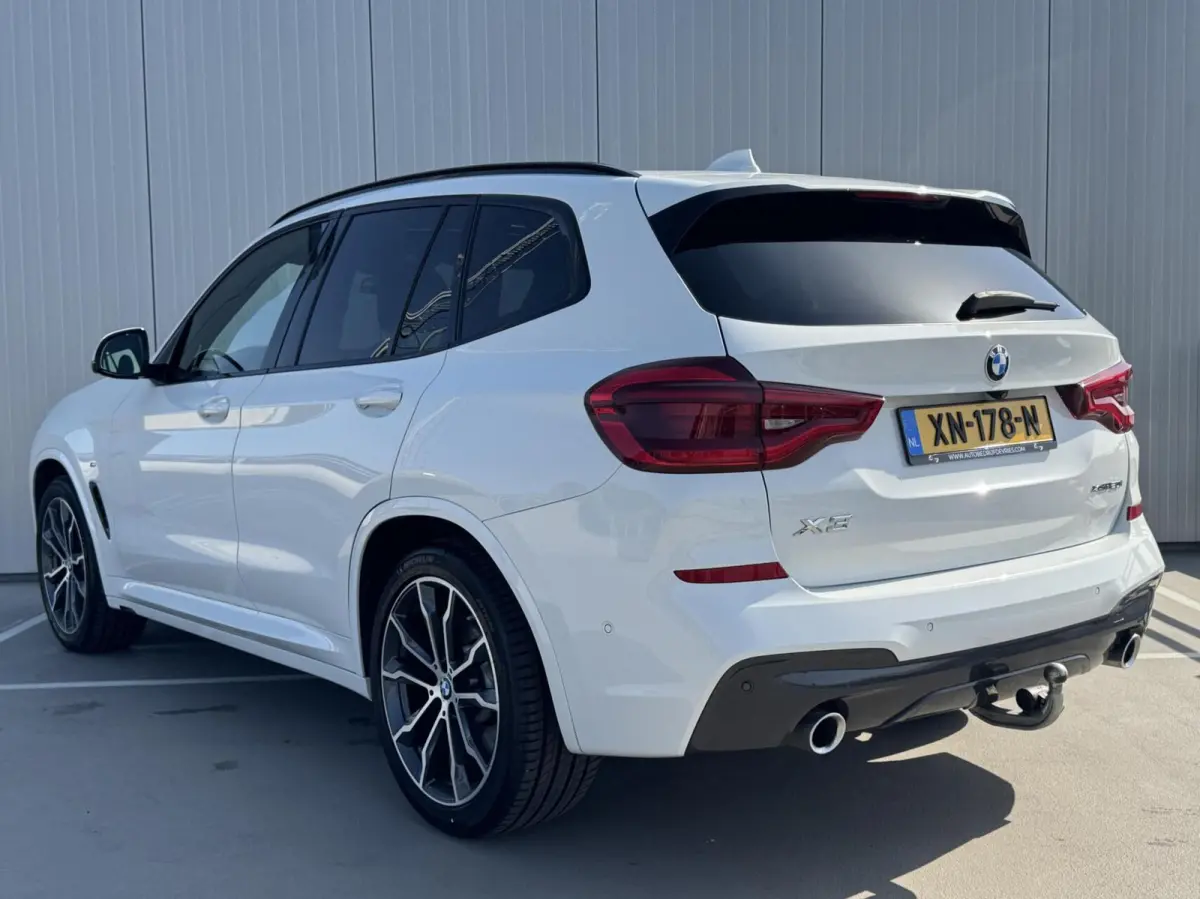 xDrive20i High Executive M Sport|Panodak|Trekhaak|NAP