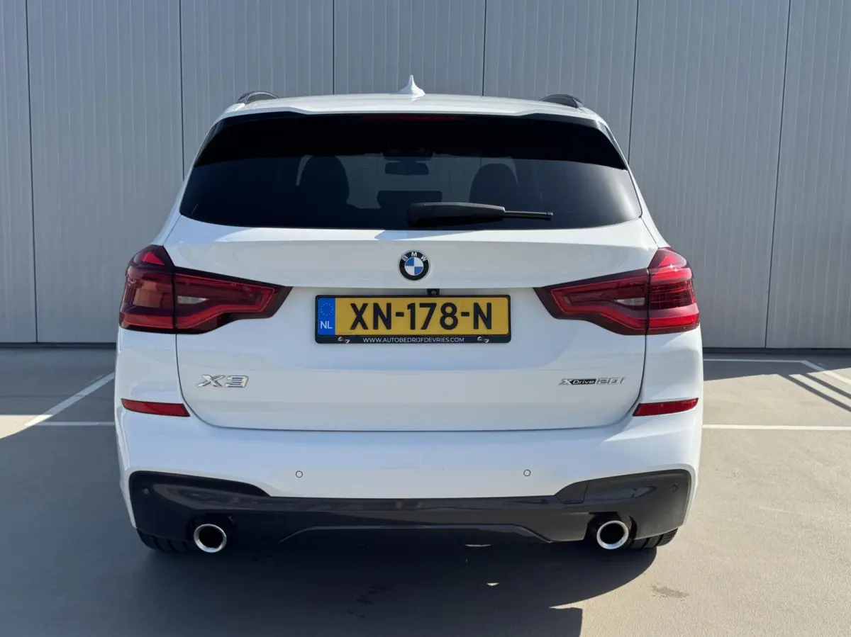 xDrive20i High Executive M Sport|Panodak|Trekhaak|NAP