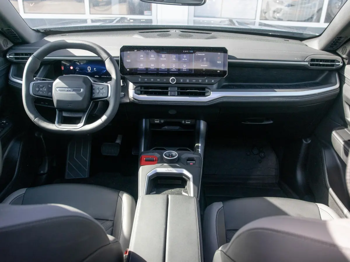 1.2 e-Hybrid First Edition | Adapt. Cruise | Schuif/Kanteldak | Camera | Carplay | 18" | Elektr. A-Klep | Navi | Winter Pack