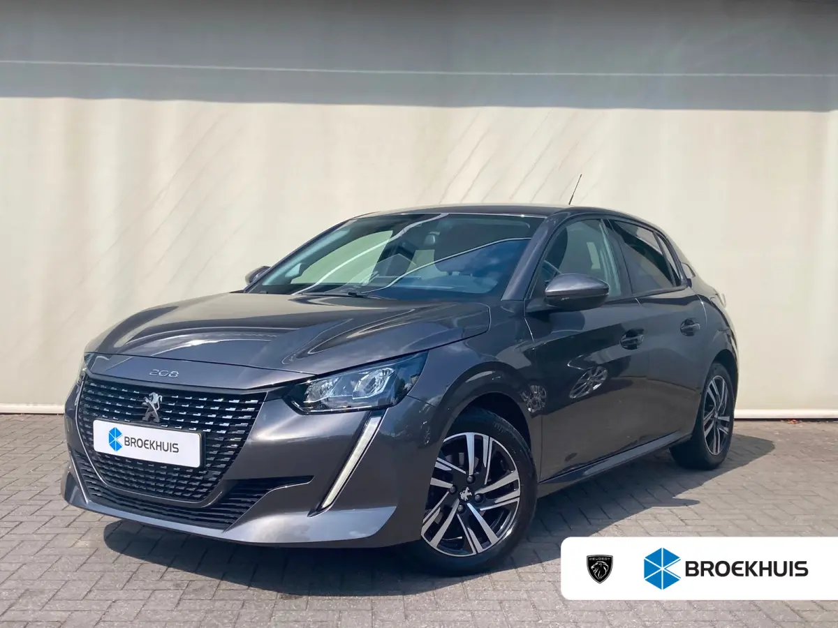 1.2 PureTech Allure Pack Airco | Camera | Cruise Control | DAB | Keyless | LMV 16" | Navi | PDC Achter |