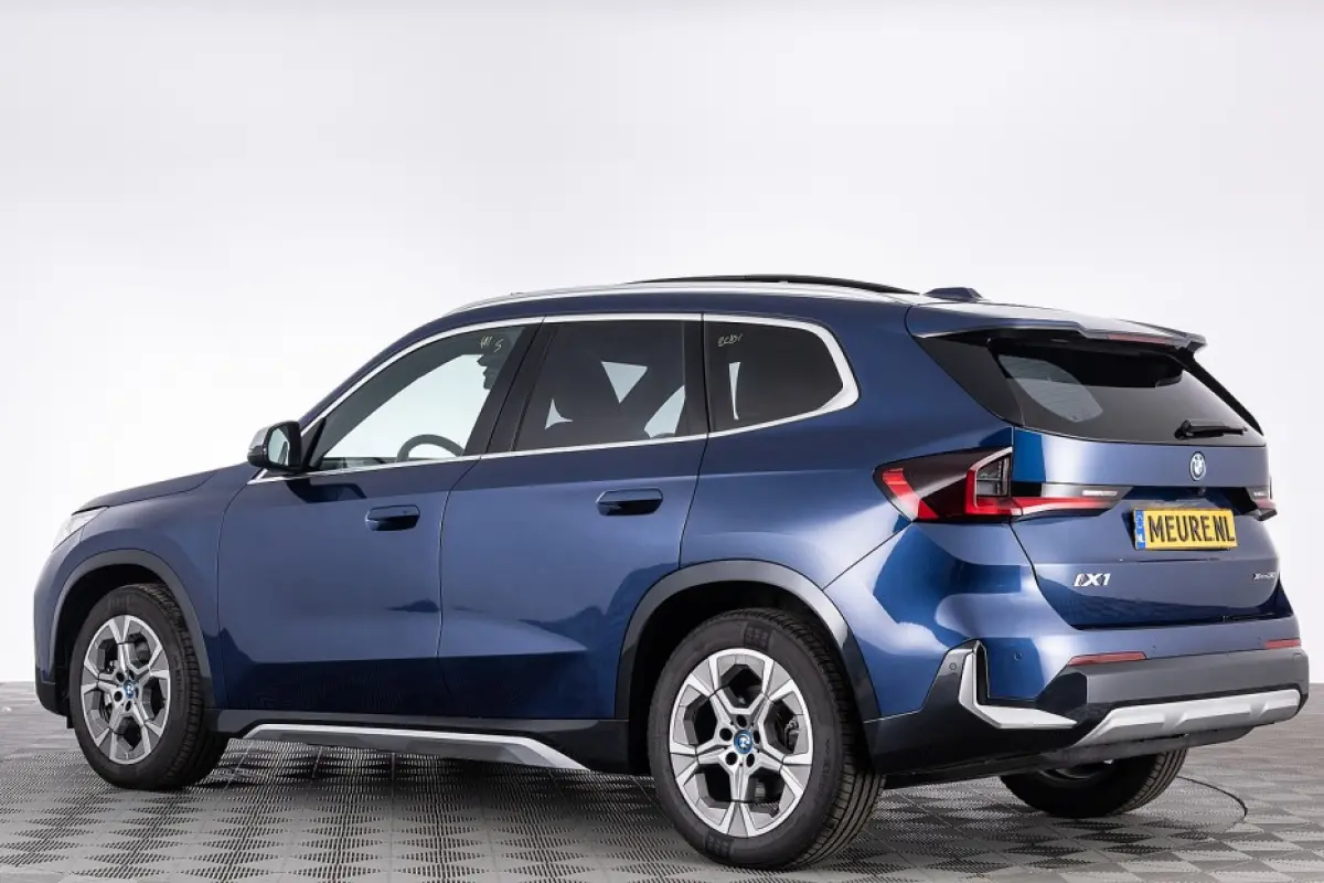 xDrive30 67 kWh | PANORAMADAK | LEDER | SOH 99% | !