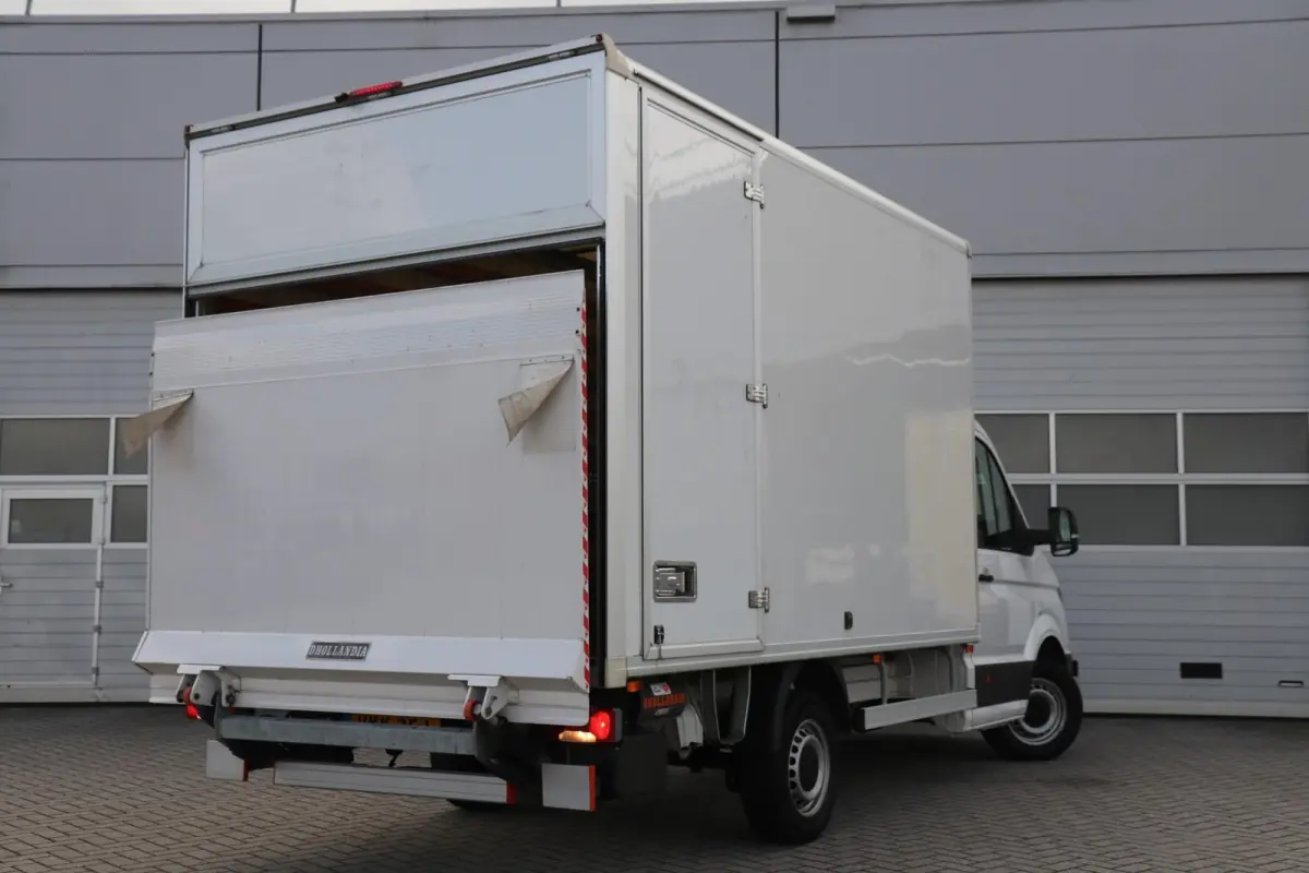 35 2.0 TDI 102pk L3 Highline | Dhollandia Laadklep | Lederen Bekleding | Camera | Navigatie | Cruise Control | Airco | Meubelbak