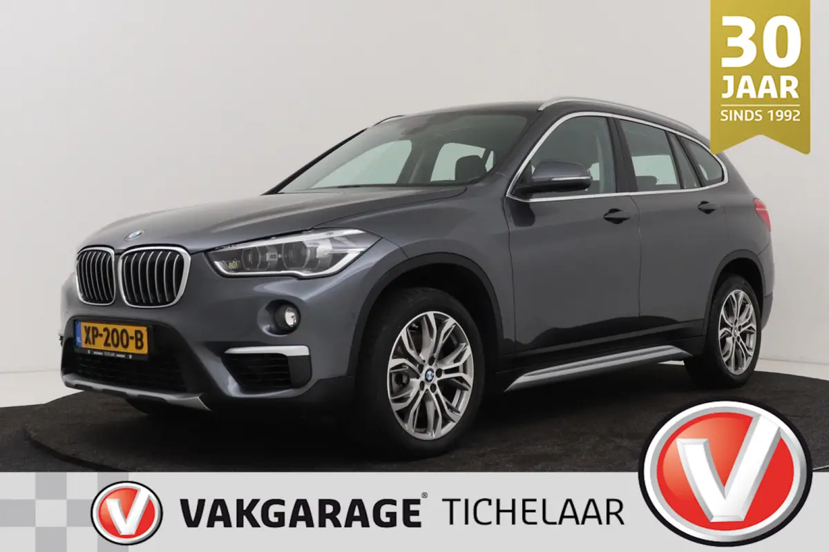 SDrive20i Orange Edition III | Org NL | Leer | Camera | Volledig Ond. | 82.000 KM! | Stoelvewarming |