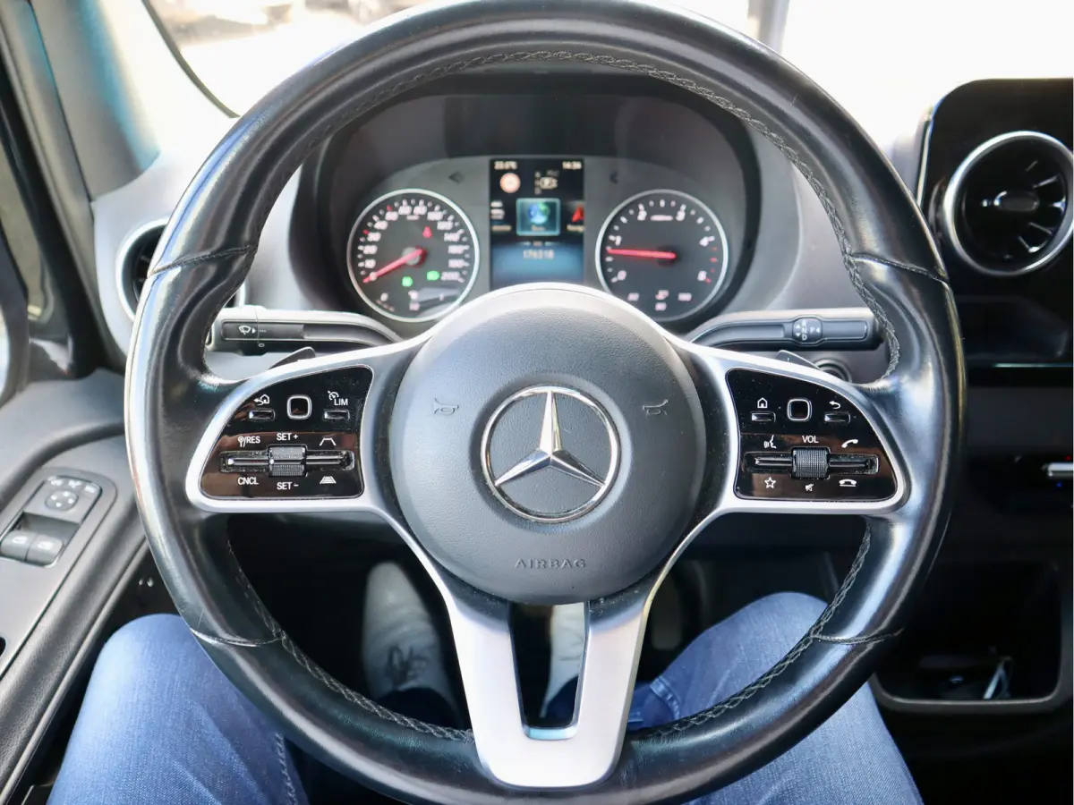 319 3.0 CDI V6 3500 TREKKGEWICHT L3H2 LICHTMETALEN VELGEN