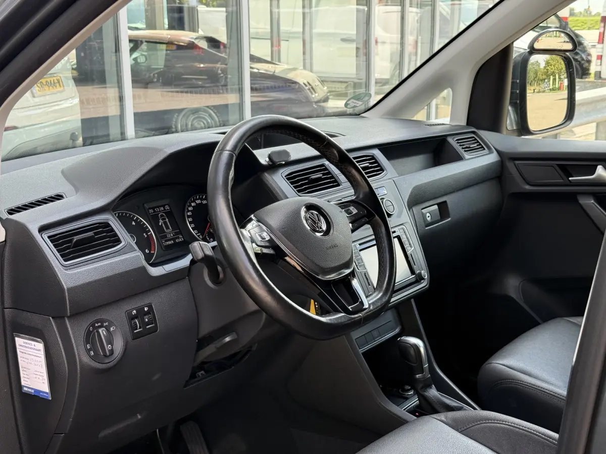 2.0 TDI L1H1 BMT Highline | Vol opties | 2x Schuifd. | Leder | Adapt. Cruise. | Stoelverw.