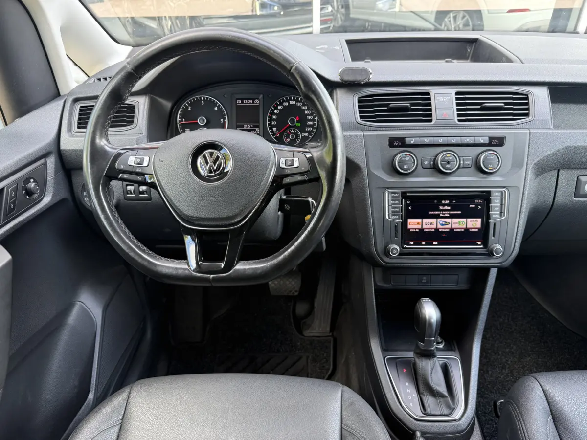 2.0 TDI L1H1 BMT Highline | Vol opties | 2x Schuifd. | Leder | Adapt. Cruise. | Stoelverw.