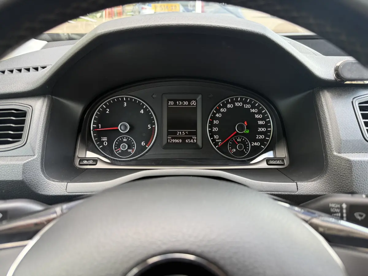 2.0 TDI L1H1 BMT Highline | Vol opties | 2x Schuifd. | Leder | Adapt. Cruise. | Stoelverw.