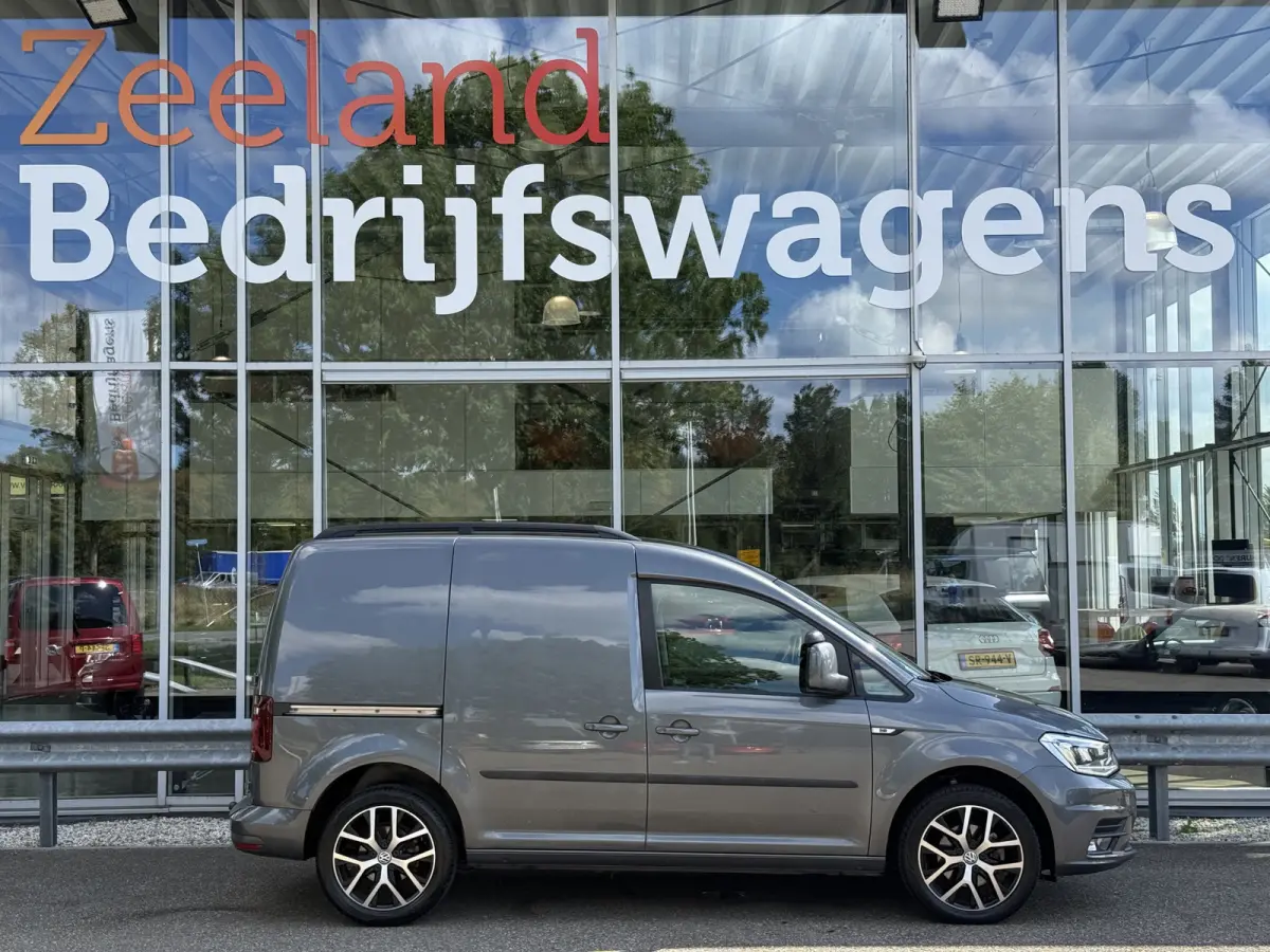 2.0 TDI L1H1 BMT Highline | Vol opties | 2x Schuifd. | Leder | Adapt. Cruise. | Stoelverw.