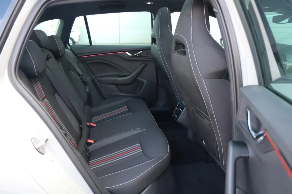 1.0 TSI 110pk Monte Carlo | Panoramadak | Smart Link | Camera | Stoelverwarming