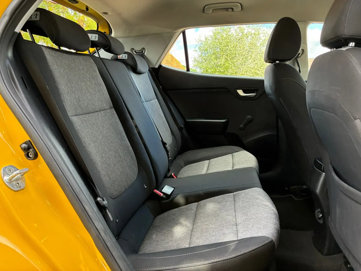 1.0 T-GDi | DAB + Carplay + Cruise nu €8.975,-!!