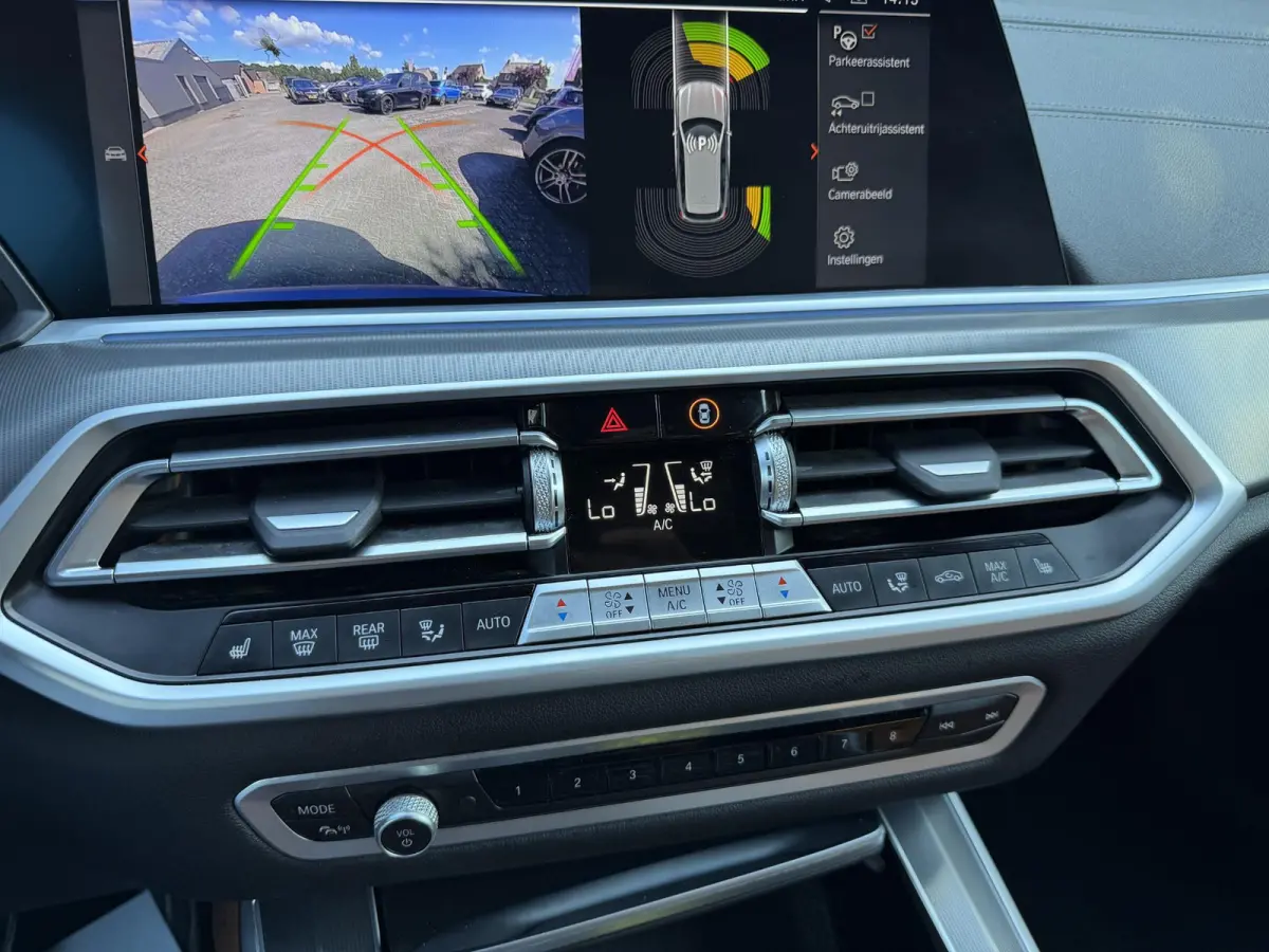 xDrive45e High Executive M-Sport | Navigatie | Luchtvering | DAB | Camera |