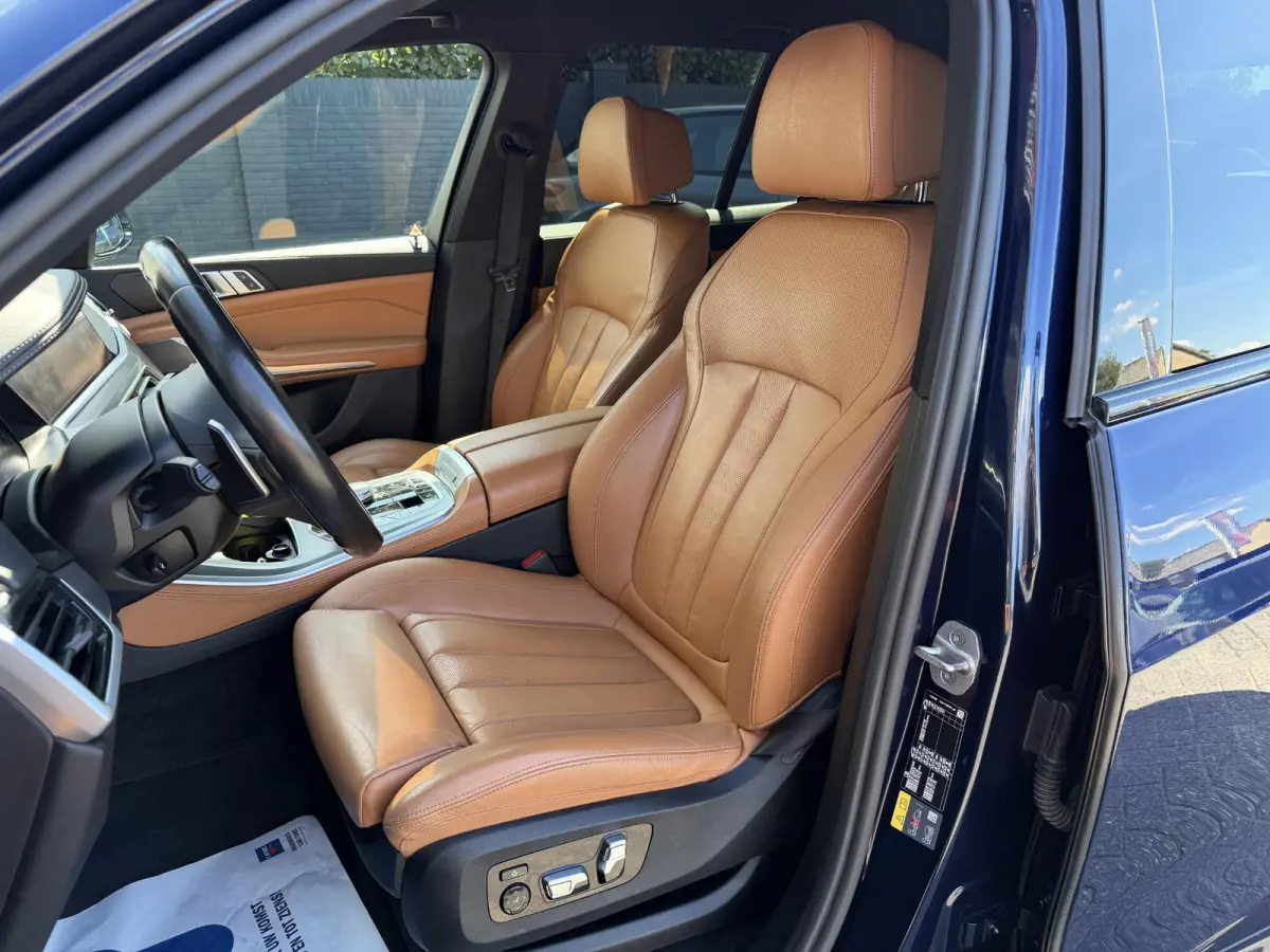 xDrive45e High Executive M-Sport | Navigatie | Luchtvering | DAB | Camera |