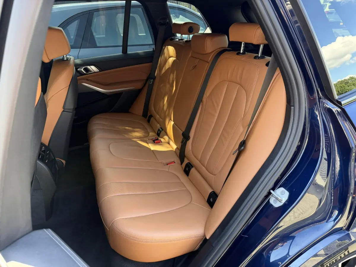 xDrive45e High Executive M-Sport | Navigatie | Luchtvering | DAB | Camera |