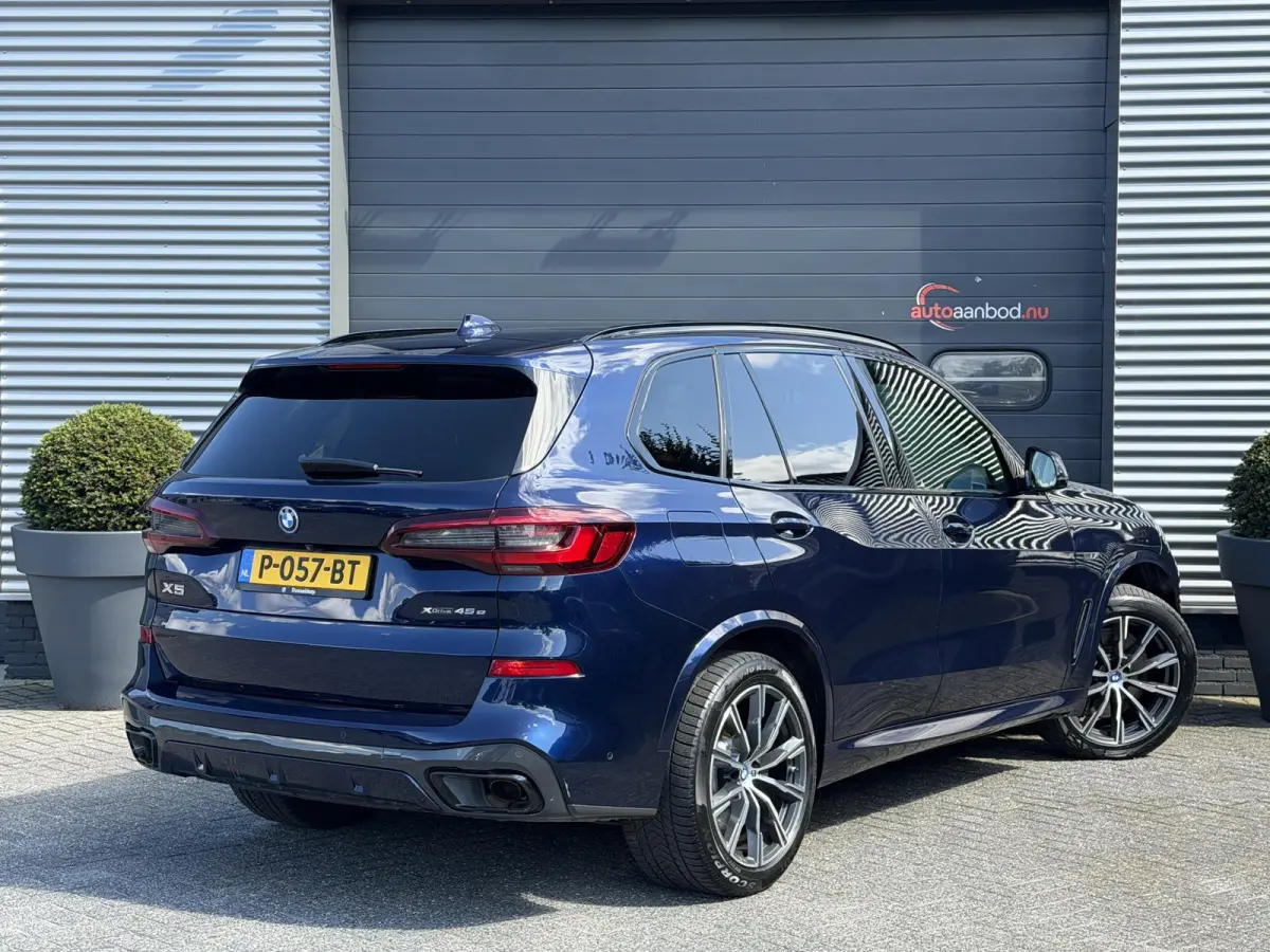xDrive45e High Executive M-Sport | Navigatie | Luchtvering | DAB | Camera |